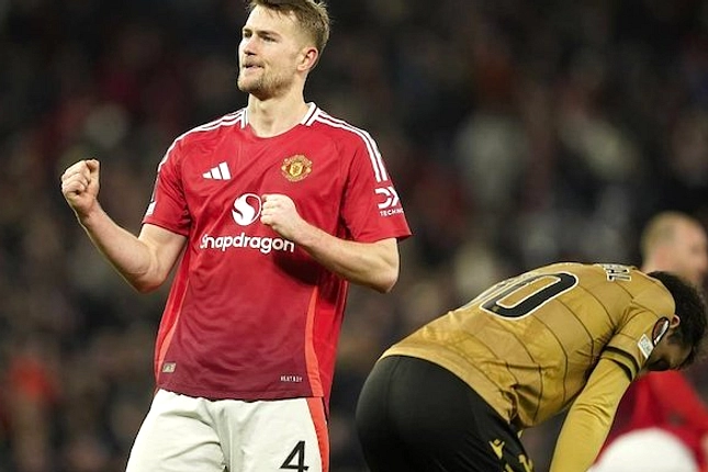Cedera Punggung Matthijs de Ligt Belum Sembuh, Carrick Ragukan Musim Ini