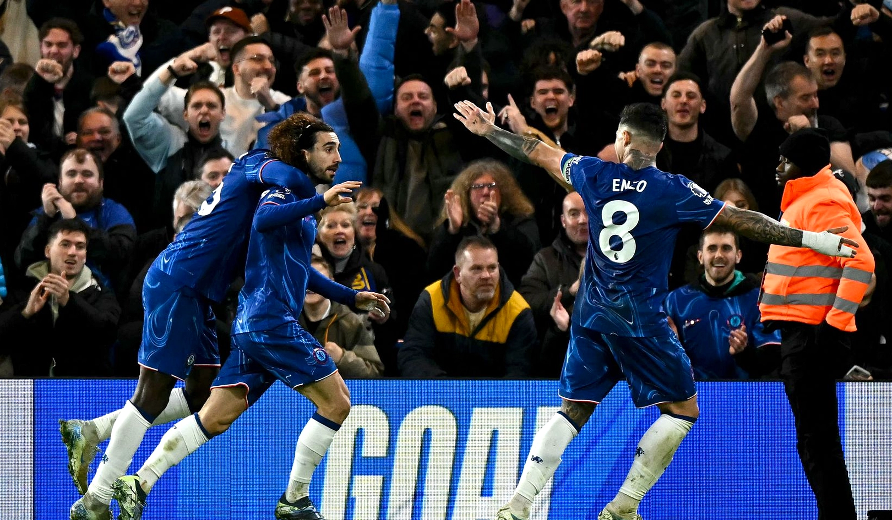 Chelsea Kalah 3-0 ke City, Jersey Setengah