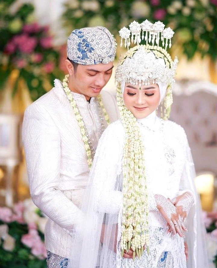 Cici Nikah Tanpa Wali, Emosi Terbakar di Instagram Kini