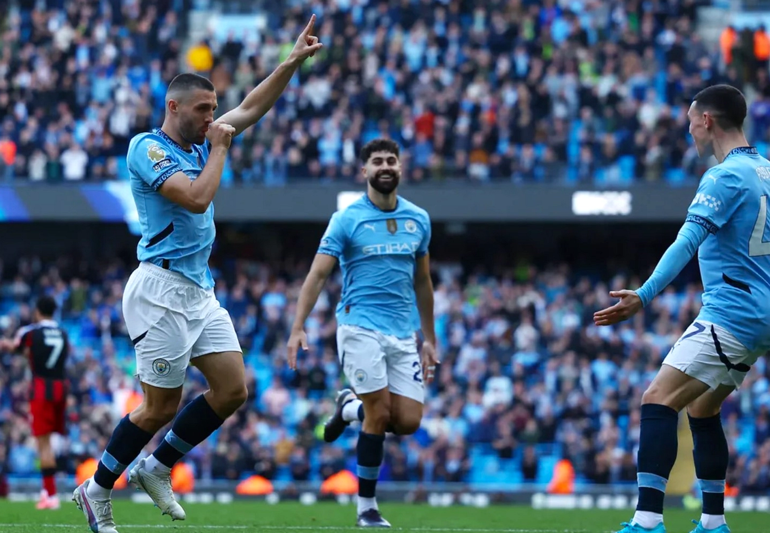 City Menang Arsenal 2-1, Gap Poin Berkurang 3, Arsenal
