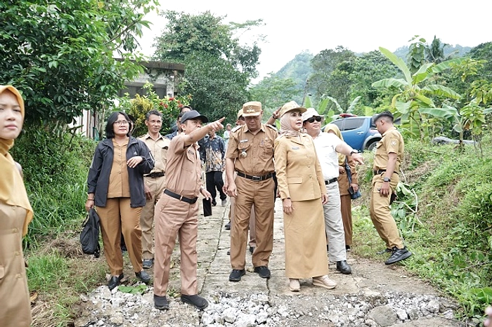 Cuaca Hujan Ringan hingga Sedang di Jawa Tengah Hari Ini
