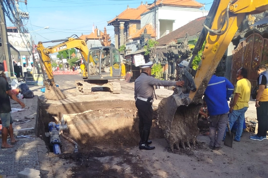 Dana Rp 37,7 M Siap Perbaiki Dua Jalan Rusak di Denpasar Barat