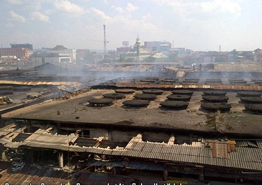 Delapan Pilar Pasar Johar, Saksi Bisu Kebakaran 2015 yang Tak Pernah Dicat