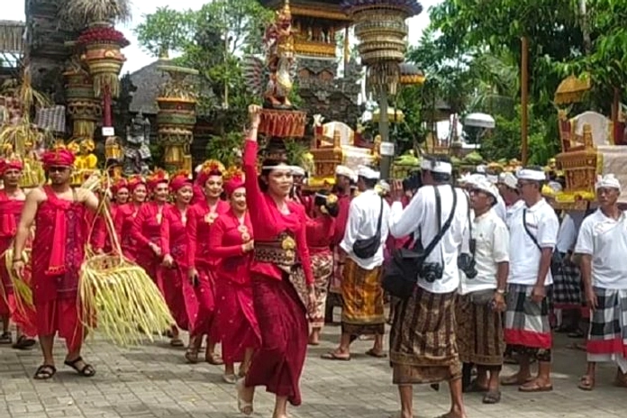 Denpasar 17 Mei: Hari Baik Ala Ayuning Dewasa Adat