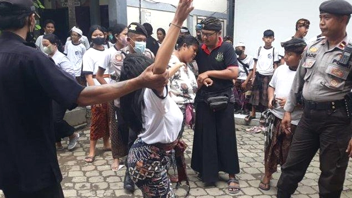 Denpasar Hadapi Krisis Guru Agama Hindu dan Bahasa Bali