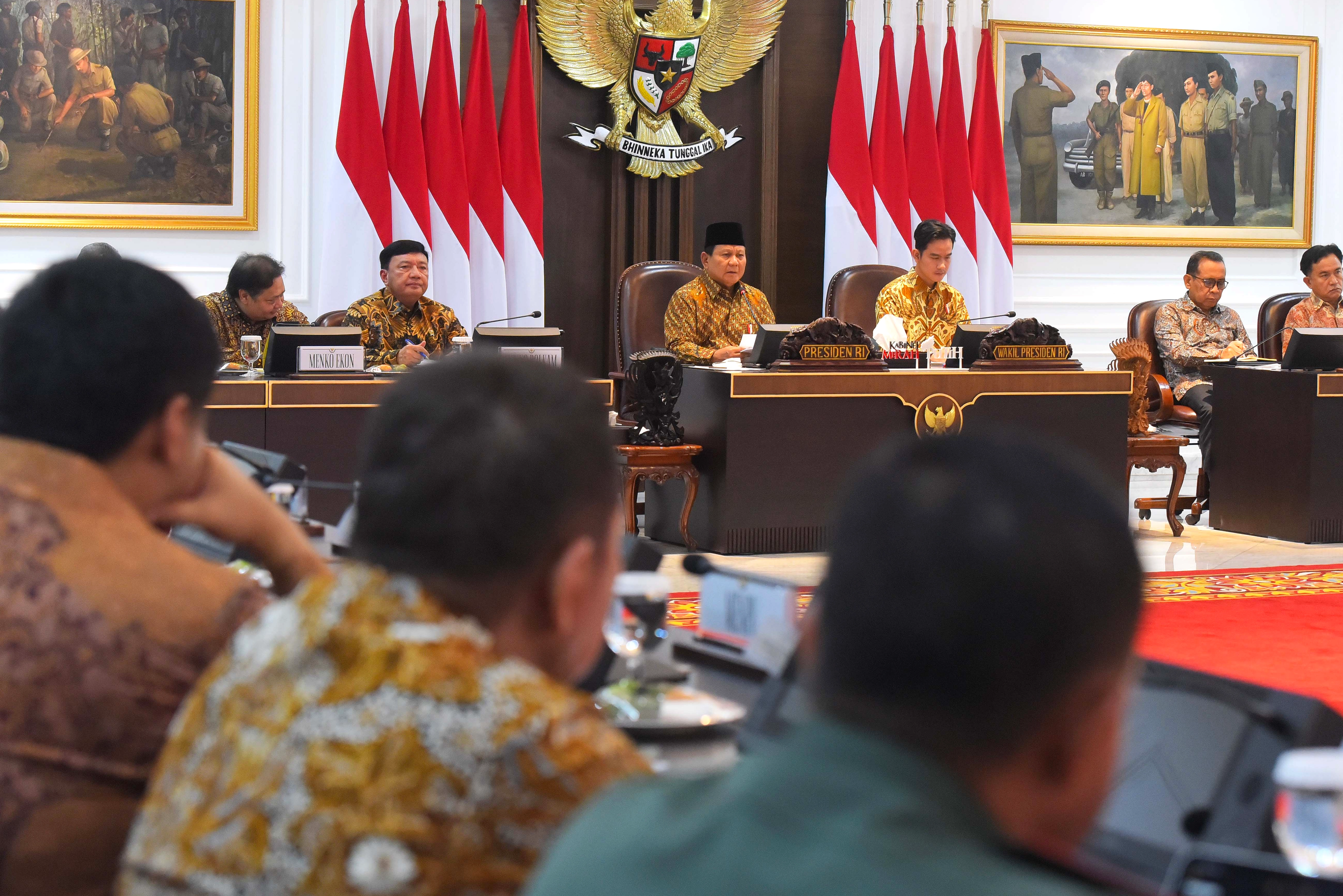 Diskresi Partai: Keseimbangan Kekuatan dan Demokrasi Internal
