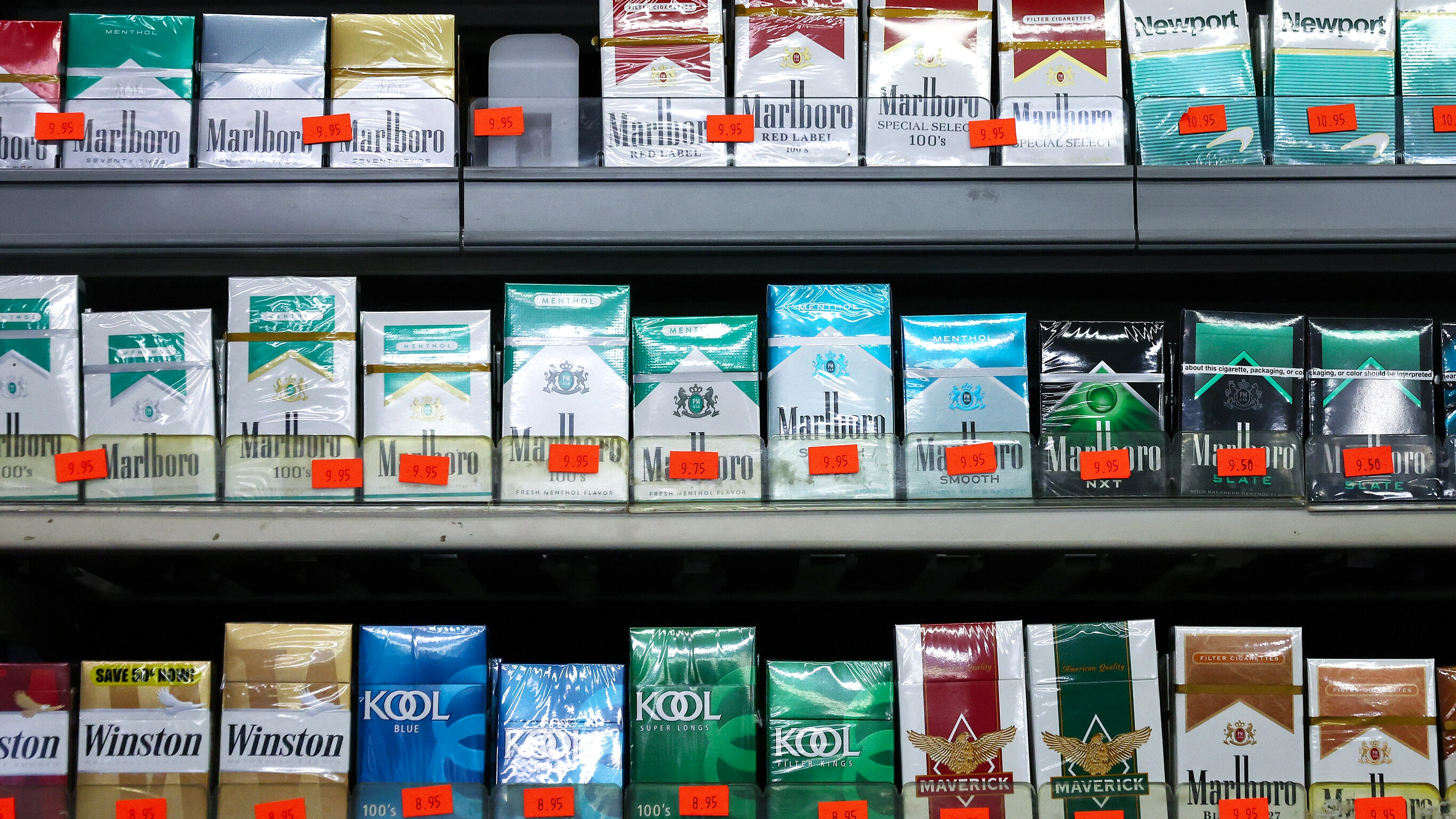 DJBC Berhentikan Penyelundupan 8,26 Juta Rokok di Merak