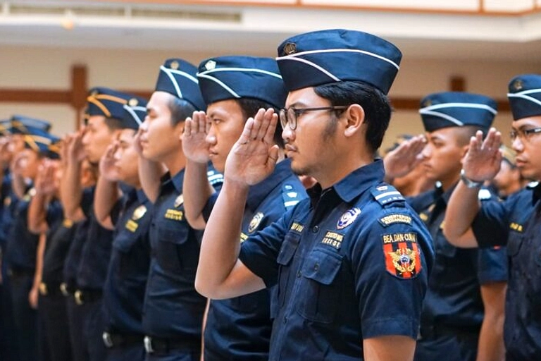 DJBC Naikkan Penerimaan, Dari Negatif Jadi Positif