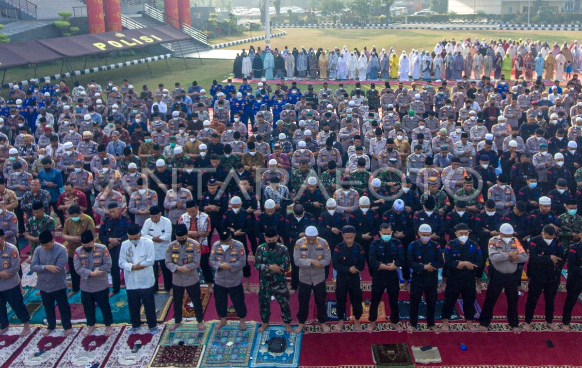 Doa Memohon Hujan di Tengah Kekeringan: Harapan Umat