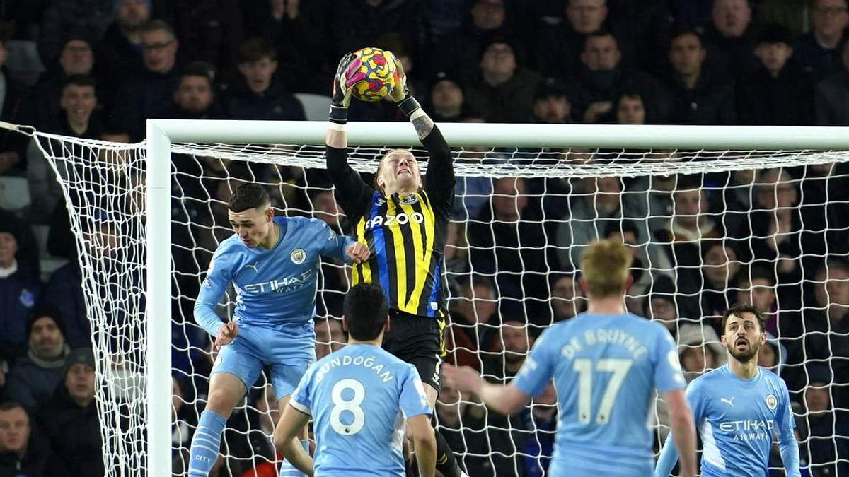 Doku Selesaikan 3-3, City Tetap 5 Poin Terbawah di Hill