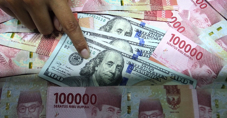 Dolar AS Menguat, Rp 18.000 di Pasar Terbuka Pagi Hari Ini