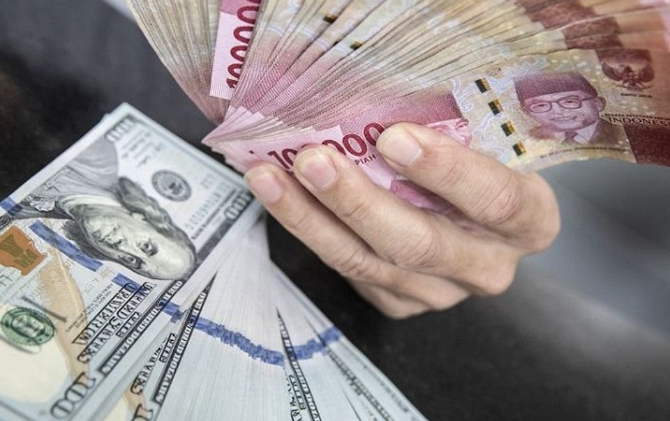 Dolar AS Menguat, Tembus Rp 17.500, Rekor Rupiah