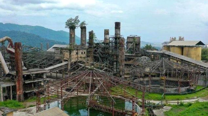 DPR Desak Pemerintah Kaji Ulang Investasi Semen