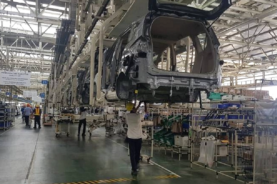 Dua Pabrik Komponen Otomotif Jatim Pindah ke Vietnam, Ribuan Karyawan Terancam PHK