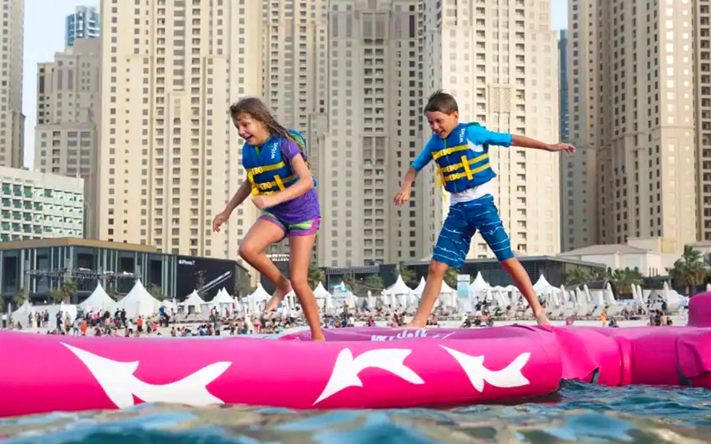 Dubai Luncurkan Pantai Wanita 24 Jam di Al Mamzar 2026