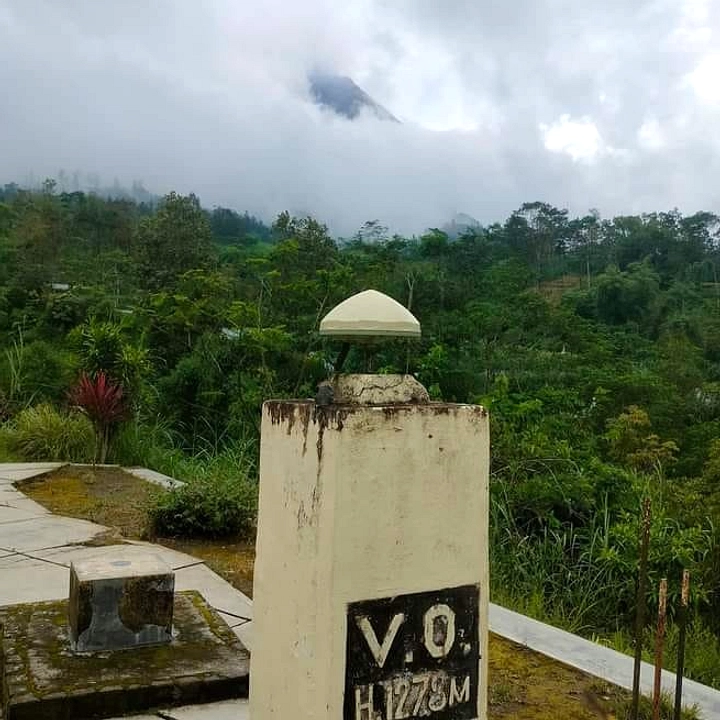 Duta Besar Prancis Kunjungi Pos Pengamatan Merapi di Magelang