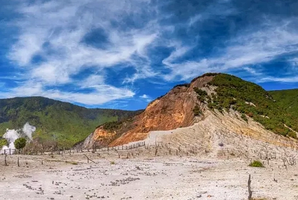 Embun Beku di Gunung Papandayan, Suhu Capai 1 Derajat Celcius