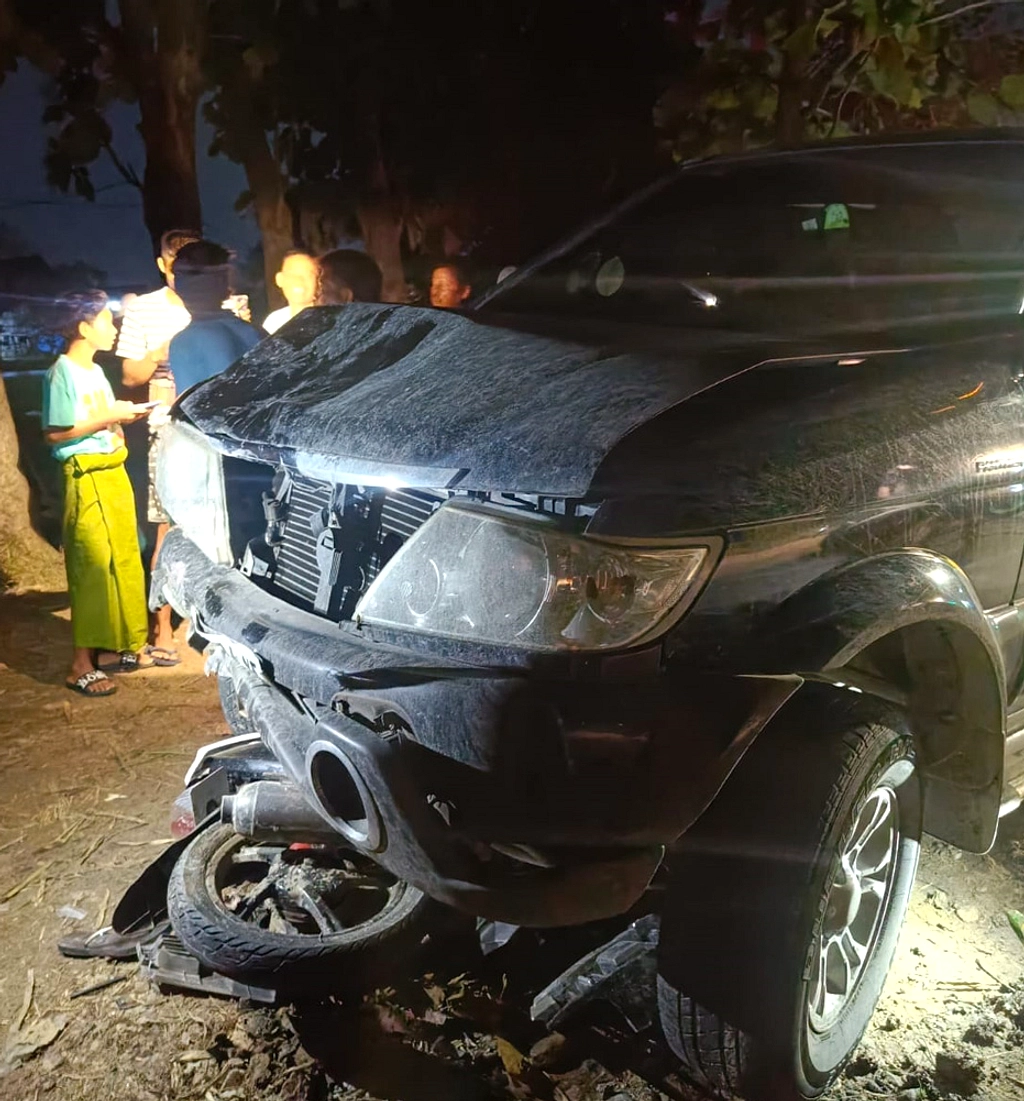 Empat orang tewas, mobil Avanza menabrak kereta di Grobogan