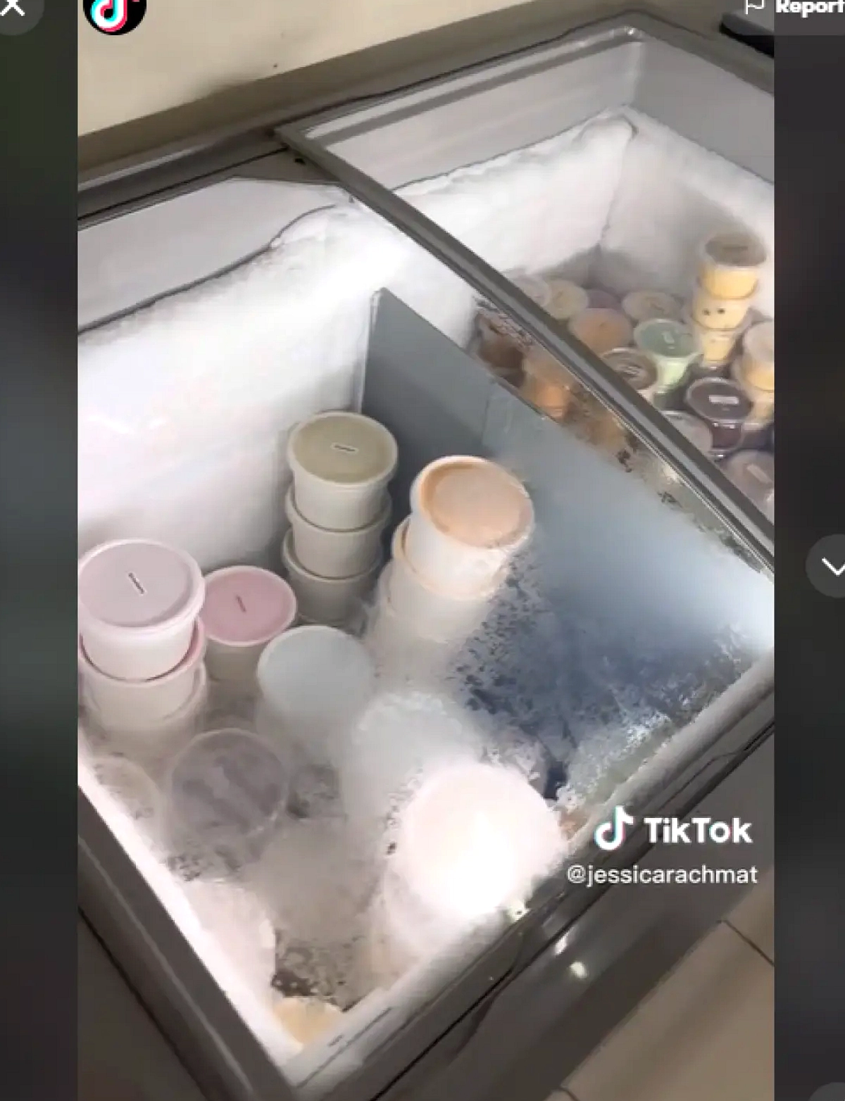 Es Krim Karimata 45 Tahun: Tradisi 100% Susu & Santan