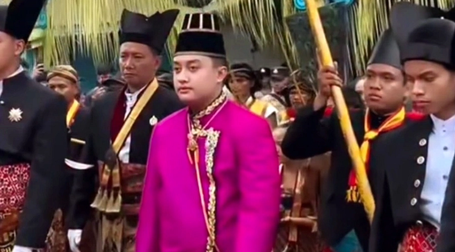 Foto Tedjowulan Bertemu Paku Buwono XIV, Netralitas Terbukti
