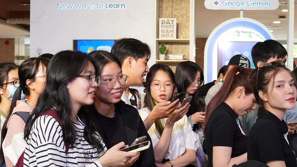 Galaxy S26: 97% Pengguna Pakai Fitur AI, Kamera Pro Populer