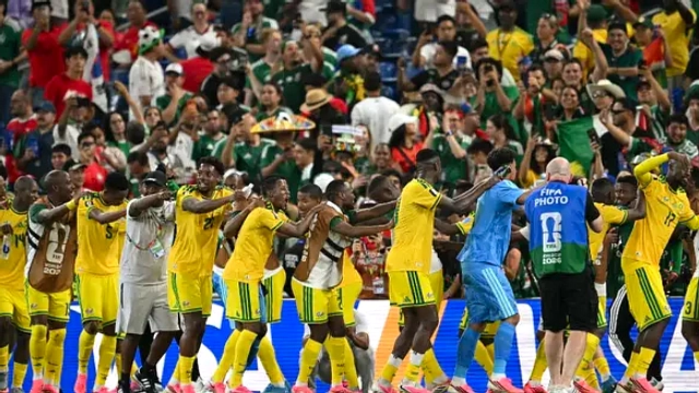 Gelandang Timnas Afrika Selatan Meninggal di Usia 25 Tahun