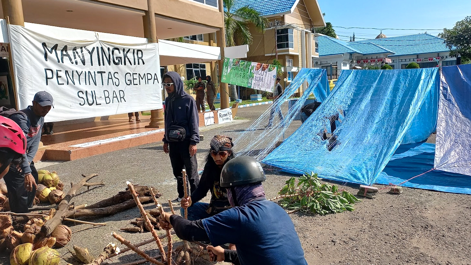 Gempa 4,7 Guncang Majene, ASN Polman Lari
