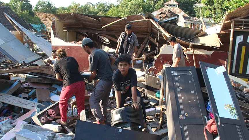 Gempa 6,7 di Palu: Warga Trauma, Tak Ada Tsunami Hari