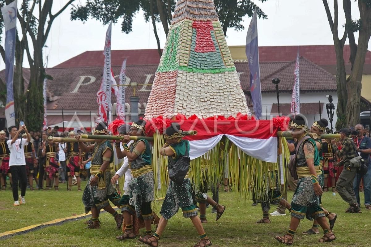 Greben Getuk HUT 1120 Magelang: Jalan Tutup & Parkir
