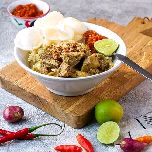 Gultik Mpok Ning: Warung Blok M Berbuka di Denpasar