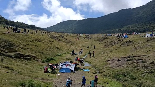 Gunung Gede Pangrango Dibuka Lagi, RFID & Kuota 300 Pendaki