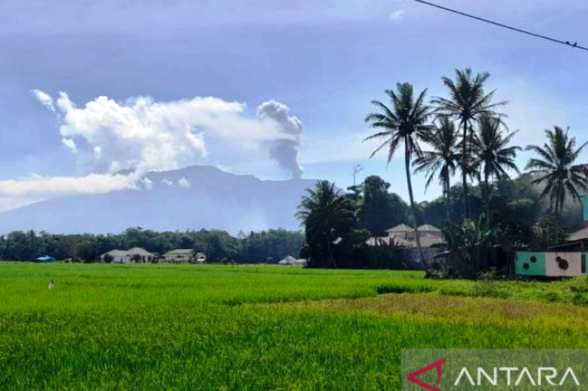 Gunung Marapi Lagi Berputar: Erupsi Dua Kali 26 Maret 2026
