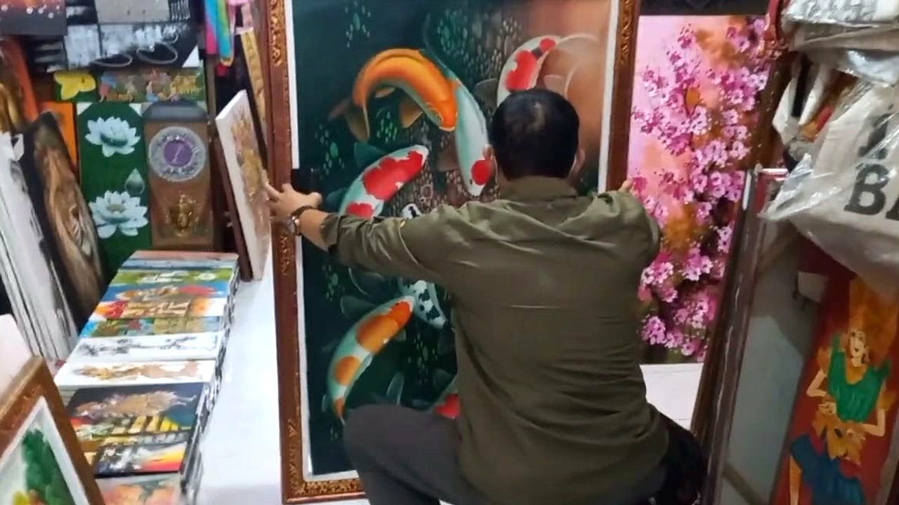 Guru Seni Sidoarjo Jual Gambar Murah, Kurangi Handphone Murid