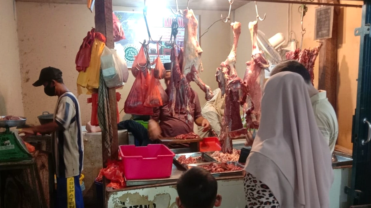 Harga Daging Sapi Palembang Lebaran Ke-3 Masih Tinggi
