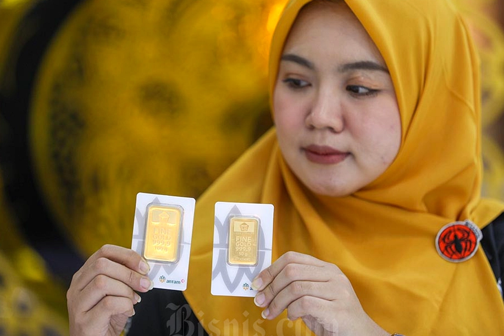Harga Emas 24K Antam Naik Rp20.000 per Gram, Cap Rp2.922.000