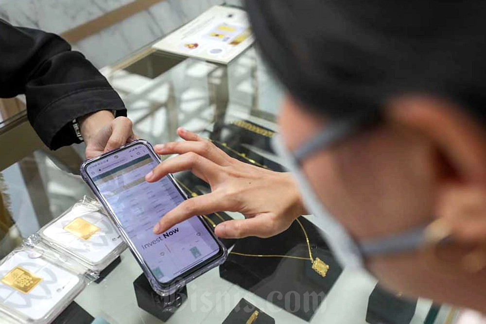 Harga Emas Antam 24K Tetap Rp 2,857 Jt/Gram, Stabilisasi Hari Ini