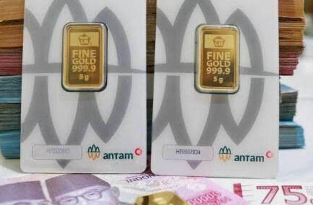 Harga Emas Antam Medan Turun Rp15.000 per Gram di Medan
