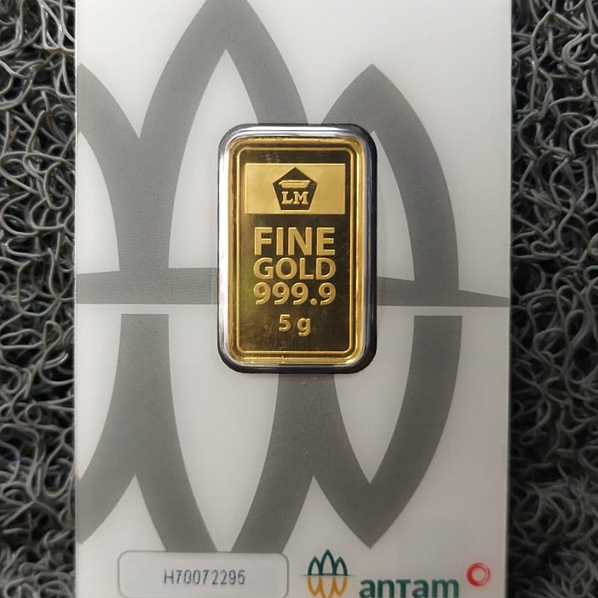 Harga Emas Antam Naik Rp7.000 per Gram Hari Ini