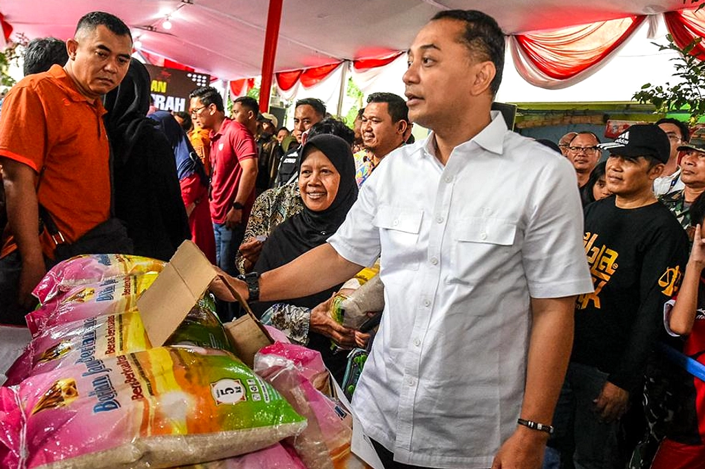 Harga Plastik Surabaya Naik 70%: Krisis Bahan Baku Pasar