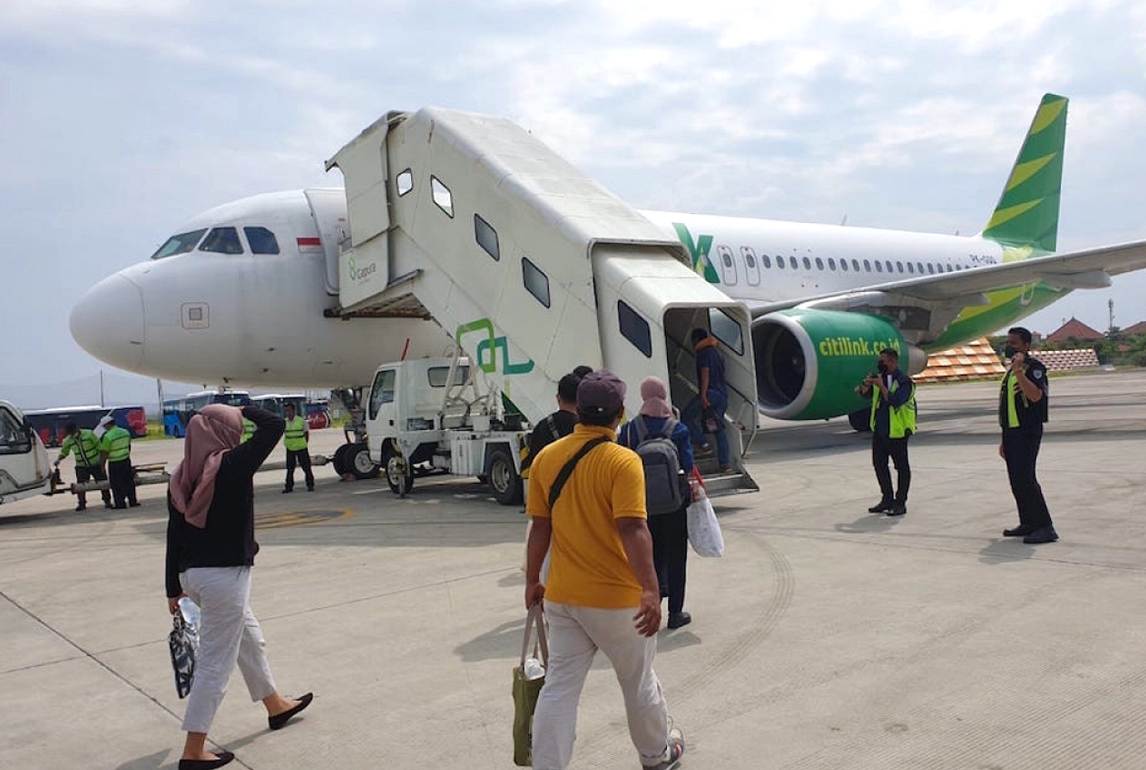 Harga Tiket Pesawat Naik 13% Menunda Wisatawan ke NTB
