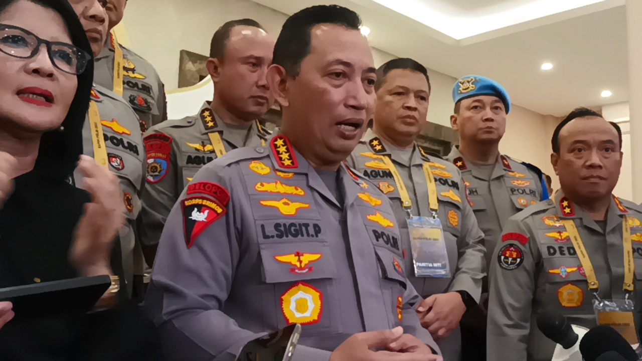 Helikopter Turun di Nganjuk, Siap Periksa Museum Marsinah