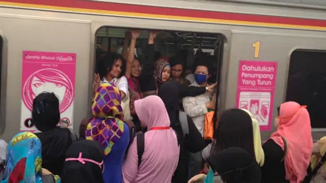 Hoaks Kereta: Rahim Terlepas Saat Melaju 80 km/jam