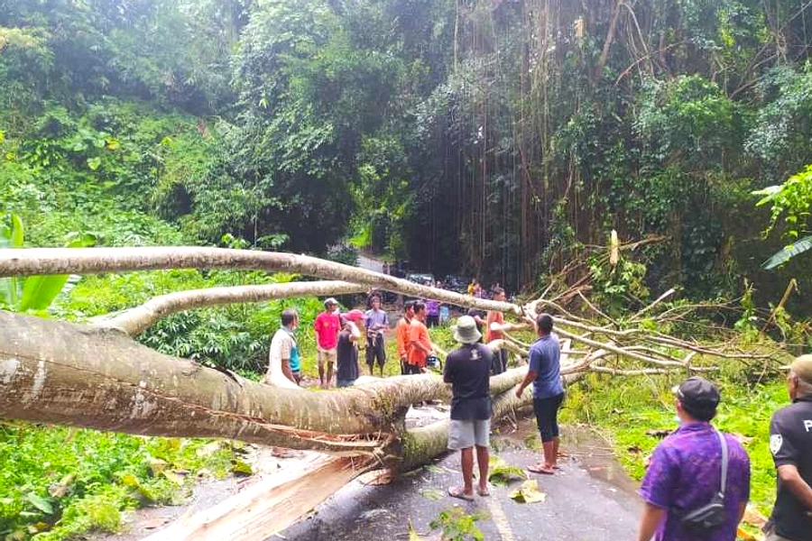 Hujan Deras Karangasem: Bencana Ringan, BPBD Respon Cepat