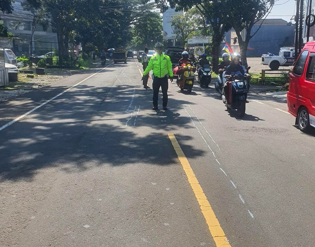 Ibu Empat Anak Tewas Ditabrak Minibus di Bandung, Sopir Kabur