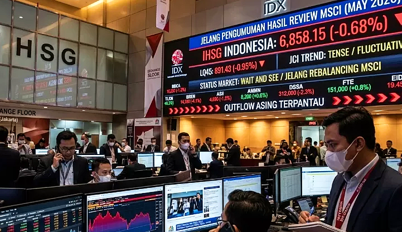 IHSG Anjlok ke Bawah 5.000, Airlangga Bilang Itu Biasa