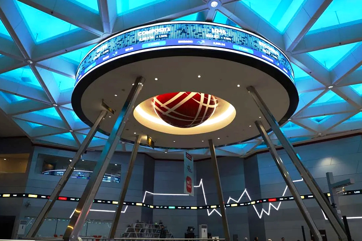 IHSG Naik 1,44% di Mei, Pasar Modal Menarik Investor