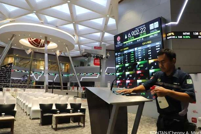 IHSG Naik 7.598,79 Poin Karena Blokade Selat Hormuz