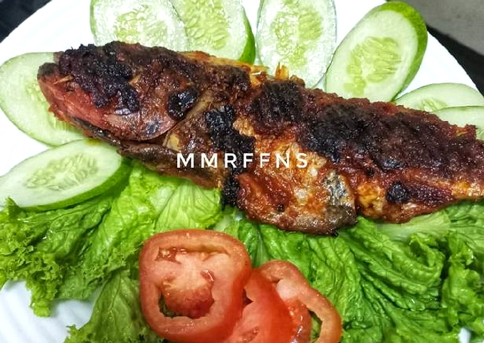 Ikan Bakar Jimbaran: Resep Bumbu & Sambal Matah Sehari