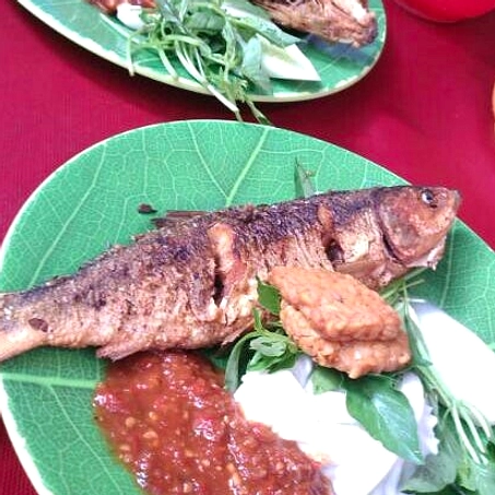 Ikan Goreng Jakarta: 5 Tempat Favorit dengan Harga Terjangkau