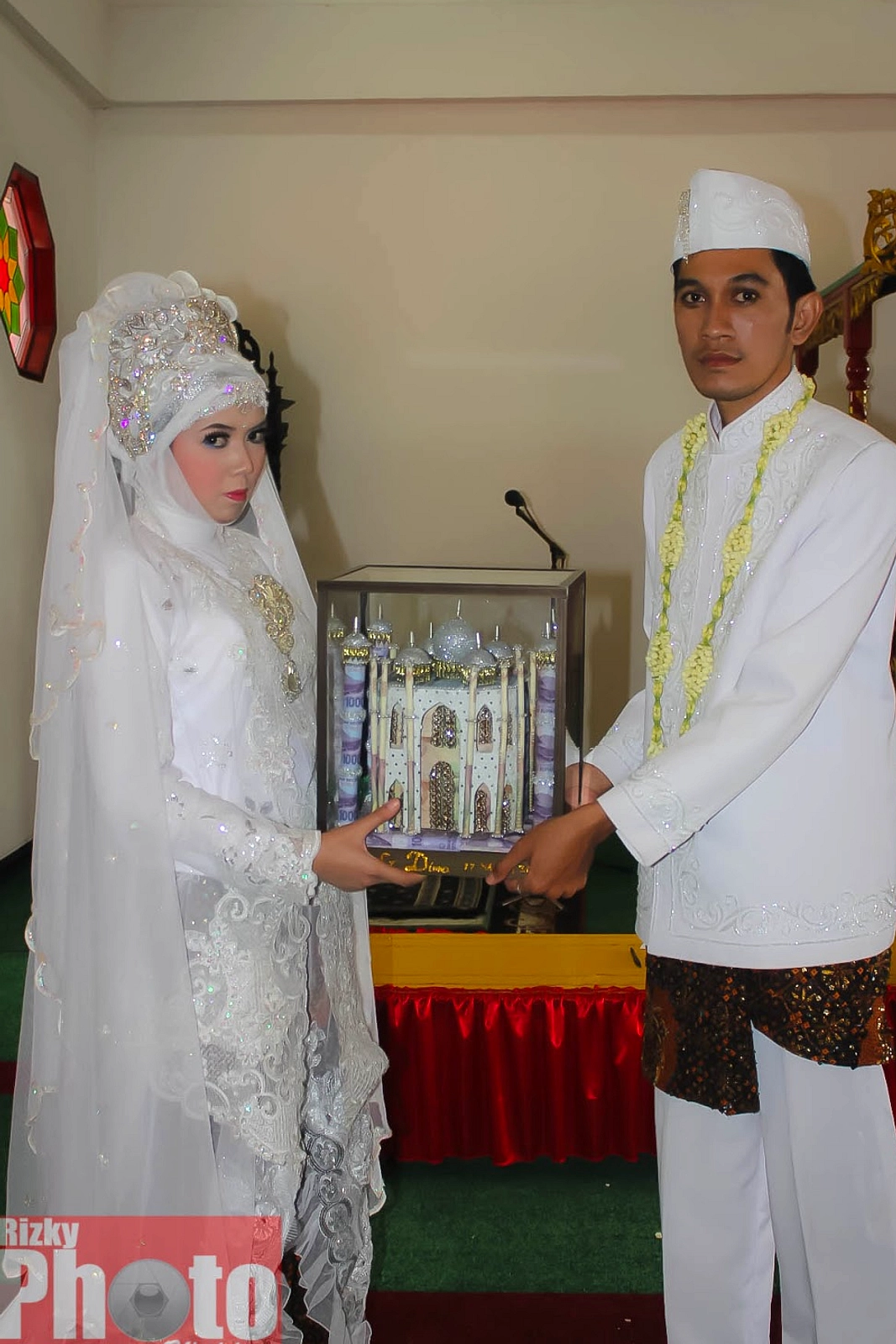 Inayah Wahid Nikah dengan Lora Mamak di Ciganjur, Sumenep
